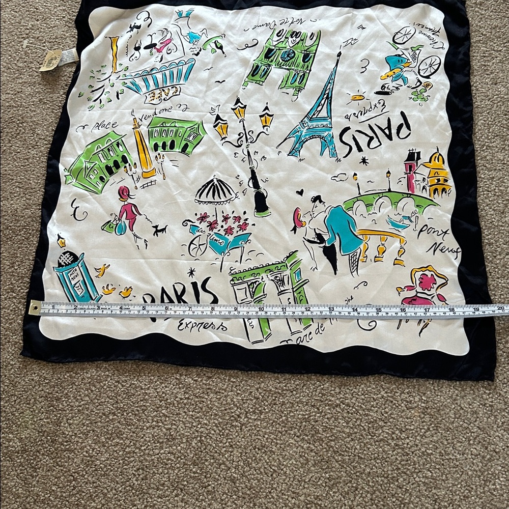 NWT 100% Silk Express Paris Landmark Printed 19” x 19” scarf - Picture 5 of 6